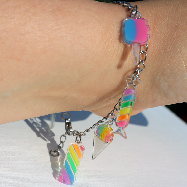 CANDY CHARM BRACELET