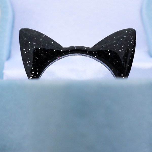 BLACK ANIMAL EAR RINGS