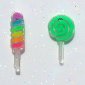 GREEN SPIRAL LOLLIPOP & RAINBOW SWIRL LOLLIPOP EAR CANDY