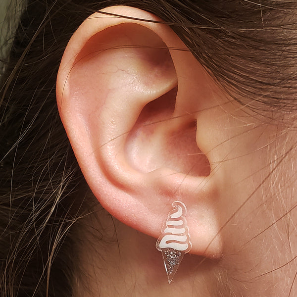 SOFT SERVE SWIRL EAR CANDY