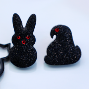 POISON PEEP EERRINGS