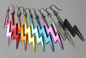 LUCKY STRIKE POINTED BOLT EARRINGS